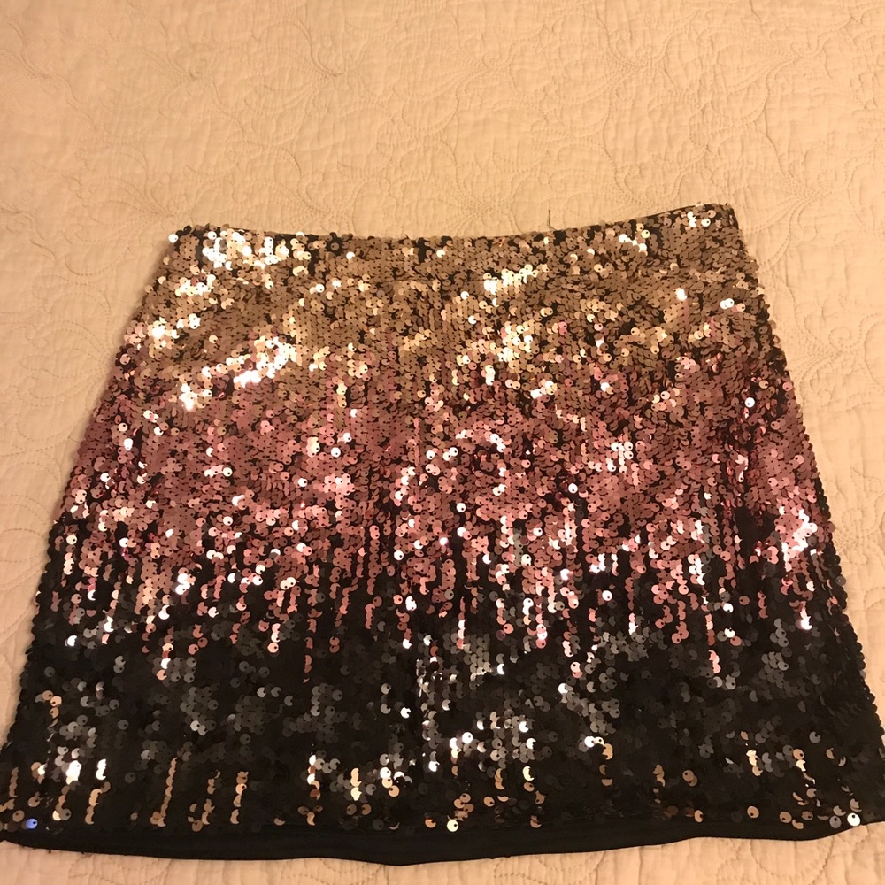 F21 sequence skirt